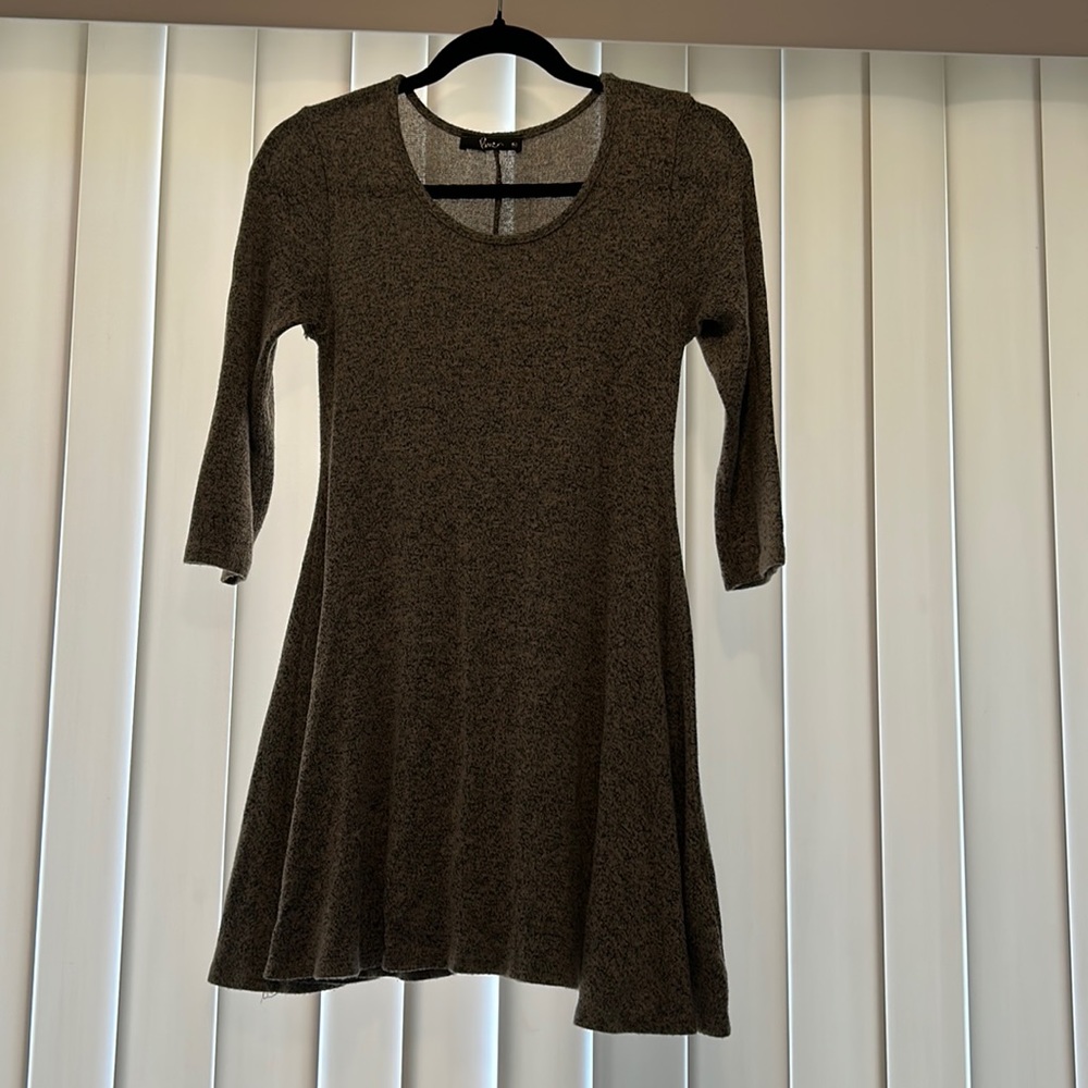 Gray mini sweater dress quarter sleeve